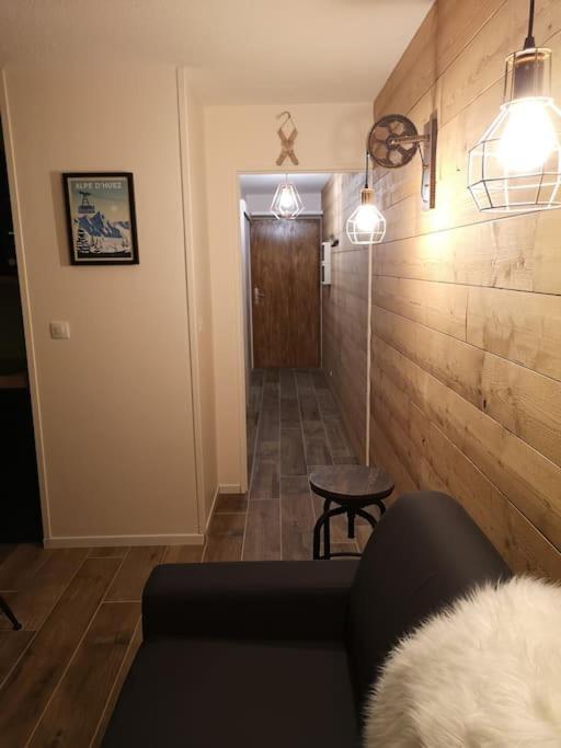 Au Pied Des Pistes Avec Parking Entierement Renove Appartement Huez Buitenkant foto