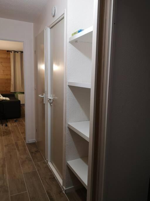 Au Pied Des Pistes Avec Parking Entierement Renove Appartement Huez Buitenkant foto