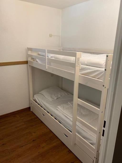 Au Pied Des Pistes Avec Parking Entierement Renove Appartement Huez Buitenkant foto
