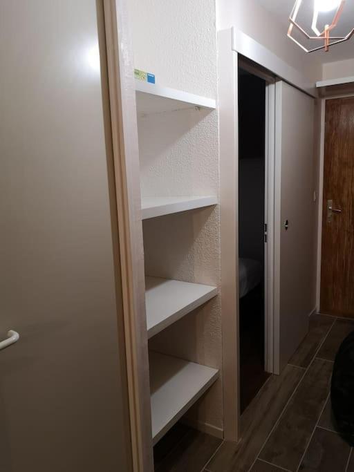 Au Pied Des Pistes Avec Parking Entierement Renove Appartement Huez Buitenkant foto