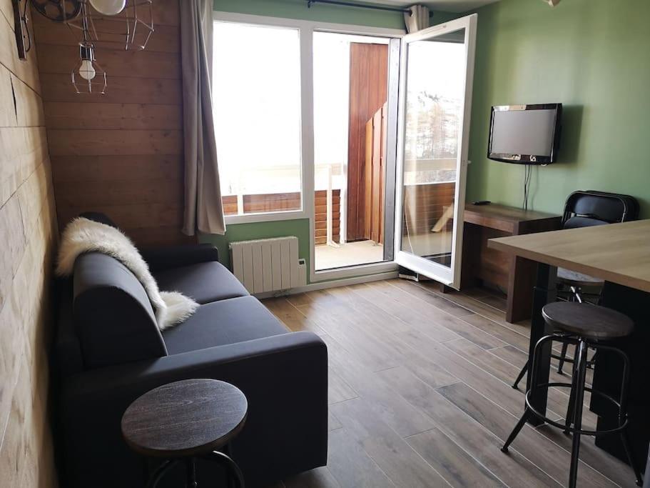 Au Pied Des Pistes Avec Parking Entierement Renove Appartement Huez Buitenkant foto