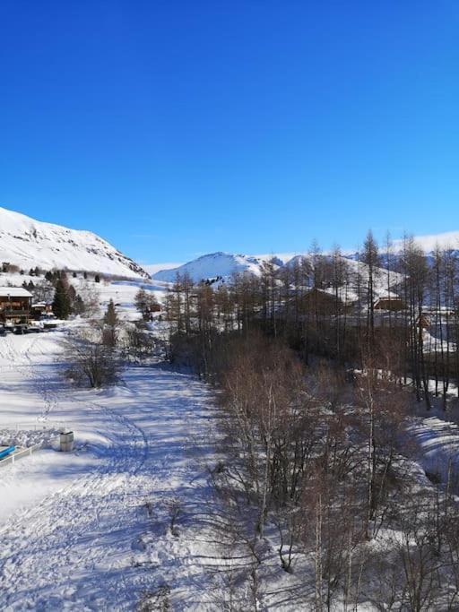 Au Pied Des Pistes Avec Parking Entierement Renove Appartement Huez Buitenkant foto